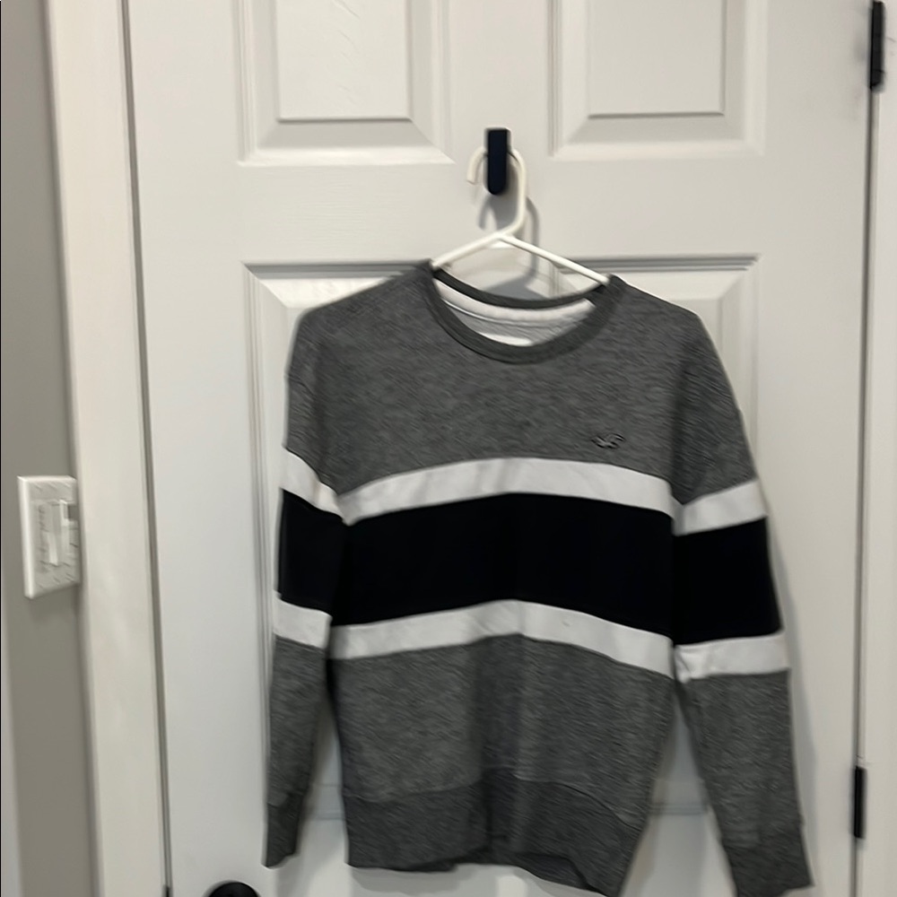 Hollister Gray and Black Jersey Crew Neck